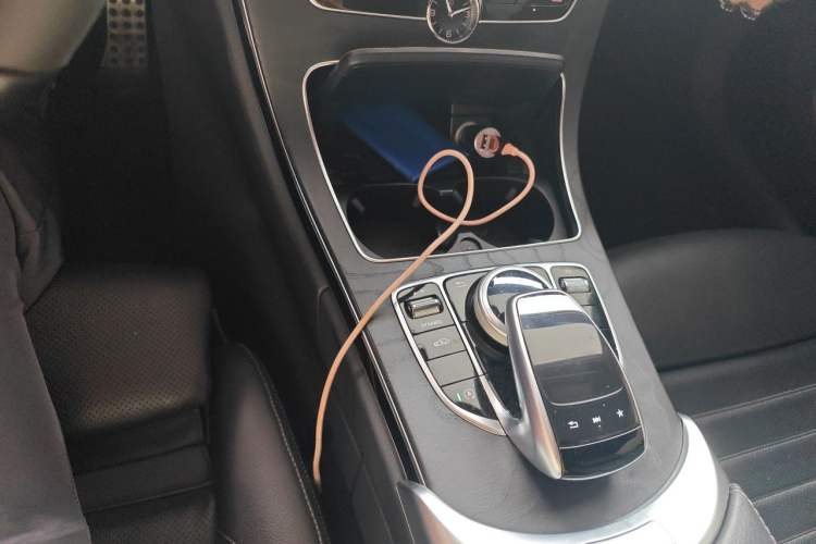 Used Mercedes-Benz C-Class 2018 C 300 Coupe Night Edition Gear Lever