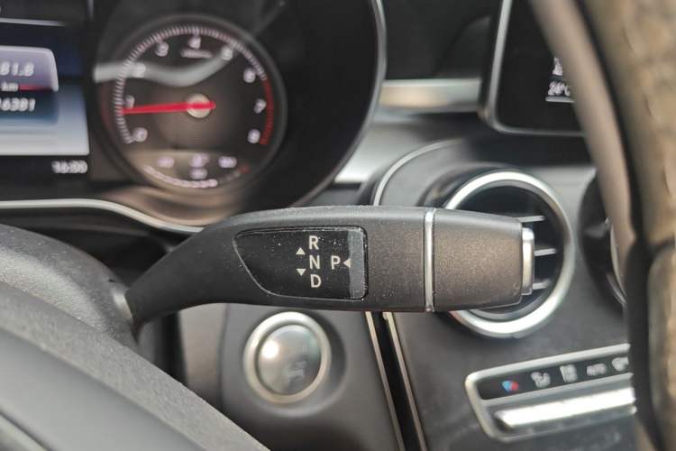 Used Mercedes-Benz C-Class 2018 C 200 L Sport Edition Gear Lever