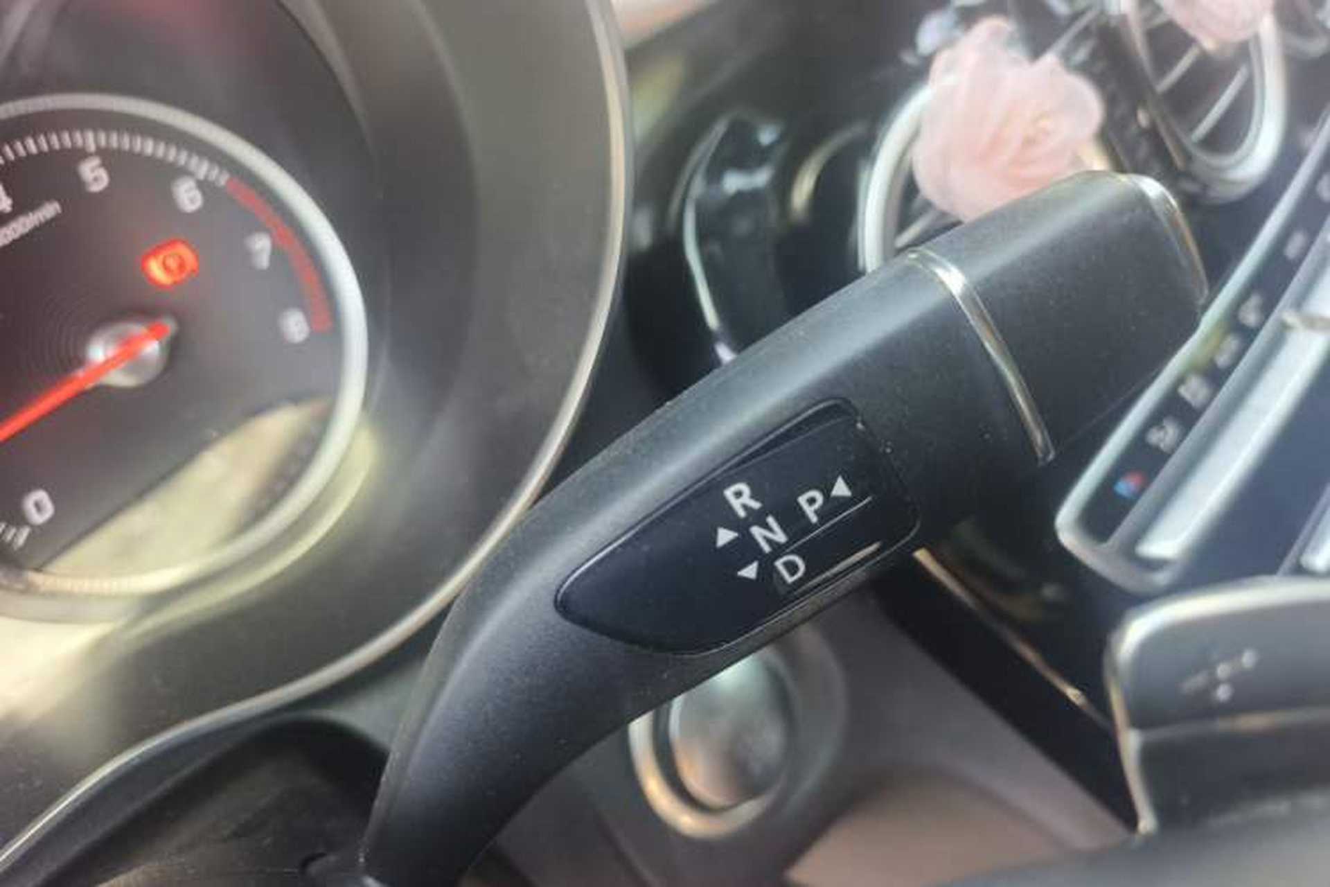 Used Mercedes-Benz C-Class 2018 C 200 Coupe Gear Lever