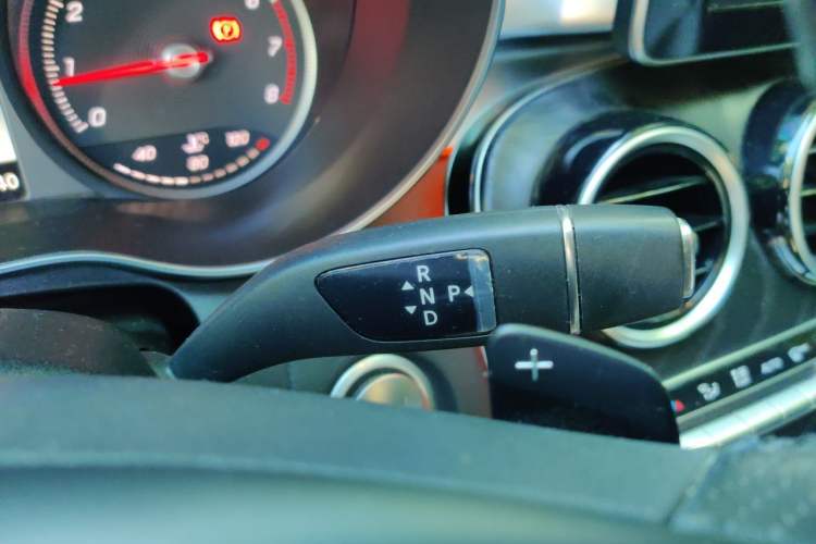 Used Mercedes-Benz C-Class 2018 C 200 L Sport Edition Achievement Special Edition Gear Lever