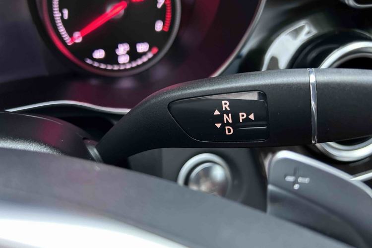 Used Mercedes-Benz C-Class 2018 C 200 Coupe Gear Lever