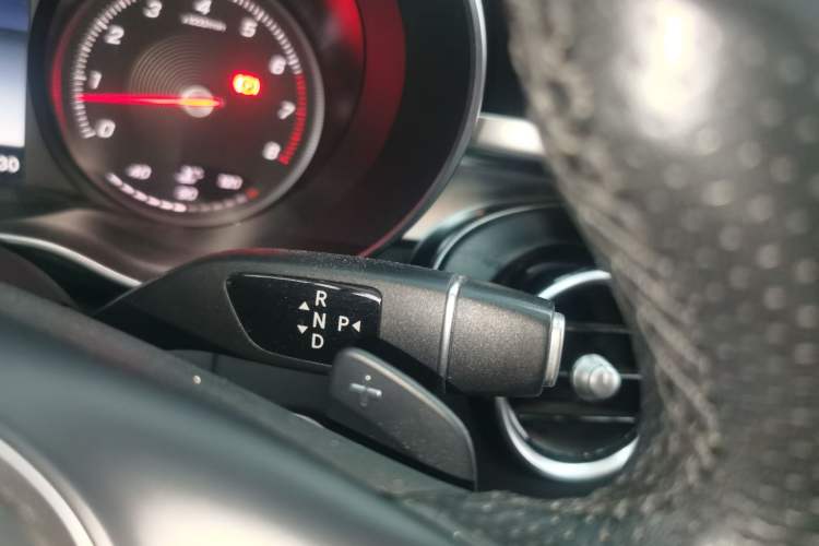 Used Mercedes-Benz C-Class 2018 C 200 L Sport Edition Gear Lever