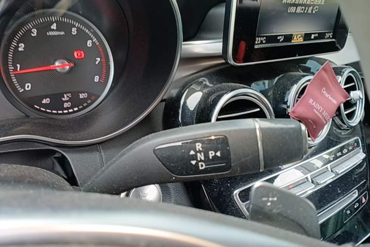 Used Mercedes-Benz C-Class 2018 C 200 Coupe Gear Lever