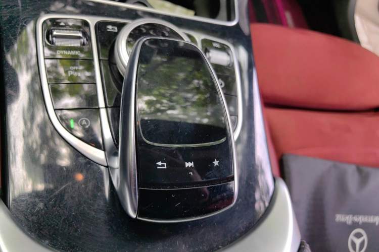 Used Mercedes-Benz C-Class 2018 C 200 Achievement Special Edition Gear Lever