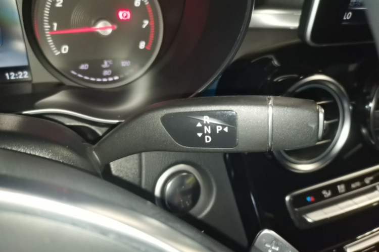 Used Mercedes-Benz C-Class 2018 C 200 Coupe Gear Lever
