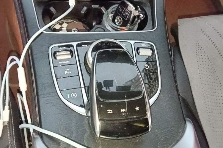 Used Mercedes-Benz C-Class 2018 C 200 L Sport Edition Gear Lever