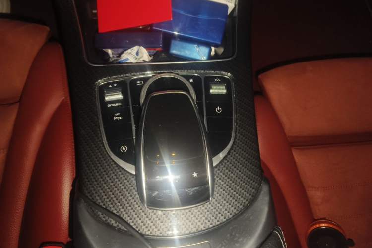 Used Mercedes-Benz C-Class 2018 C 200 Sport Edition Gear Lever