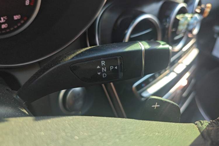 Used Mercedes-Benz C-Class 2018 C 200 L Sport Edition Gear Lever