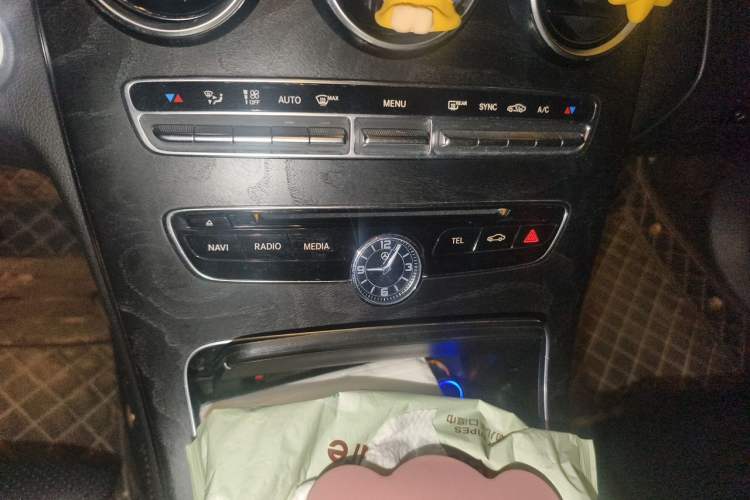 Used Mercedes-Benz C-Class 2018 C 200 L Sport Edition Gear Lever