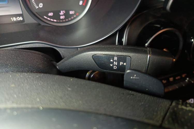 Used Mercedes-Benz C-Class 2018 C 200 L Sport Edition Gear Lever