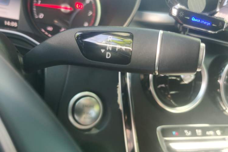 Used Mercedes-Benz C-Class 2018 C 180 L Fashion Edition Sport Version Gear Lever