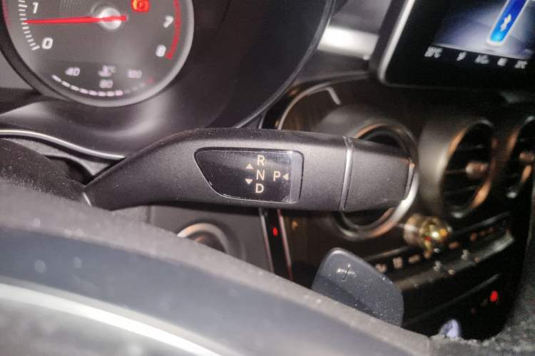 Used Mercedes-Benz C-Class 2018 C 200 L Gear Lever