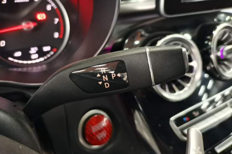 Used Mercedes-Benz C-Class 2018 C 200 Coupe Gear Lever