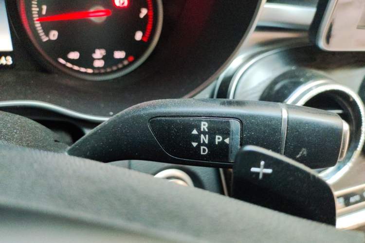 Used Mercedes-Benz C-Class 2018 C 200 L Sport Edition Gear Lever