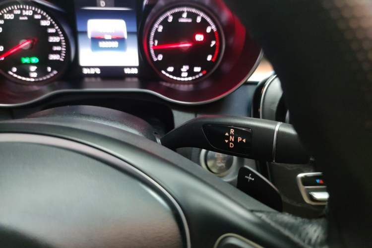 Used Mercedes-Benz C-Class 2018 C 200 L Sport Edition Gear Lever