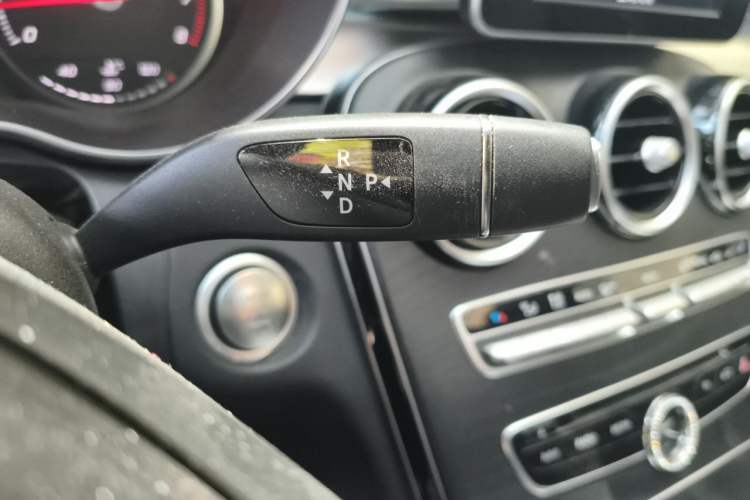 Used Mercedes-Benz C-Class 2018 C 200 L Gear Lever