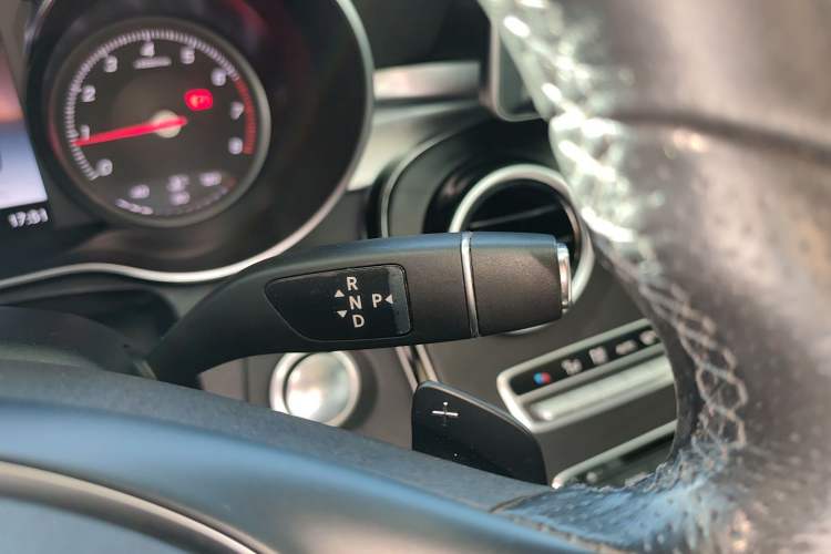 Used Mercedes-Benz C-Class 2018 C 200 L Sport Edition Gear Lever