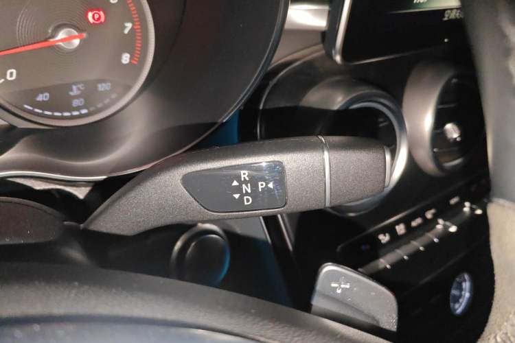 Used Mercedes-Benz C-Class 2018 C 300 Coupe Night Edition Gear Lever