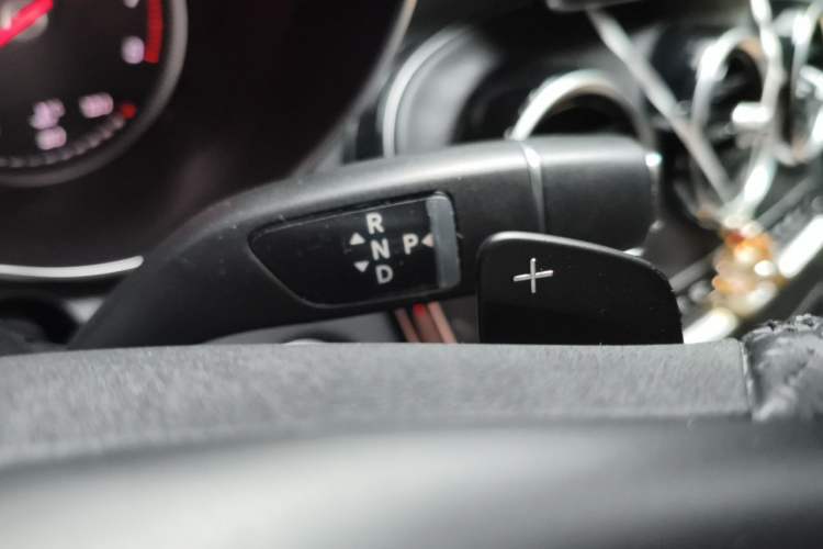 Used Mercedes-Benz C-Class 2018 C 200 L Sport Edition Gear Lever
