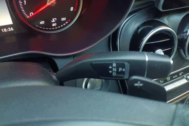 Used Mercedes-Benz C-Class 2018 C 200 L Sport Edition Gear Lever
