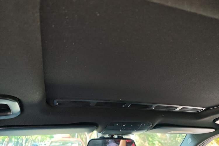 Used Mercedes-Benz C-Class 2018 C 200 Sport Edition Headliner
