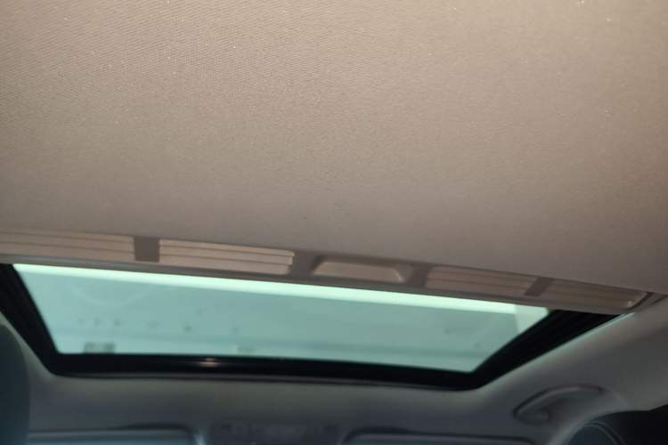 Used Mercedes-Benz C-Class 2018 C 180 L Fashion Edition Sport Version Headliner