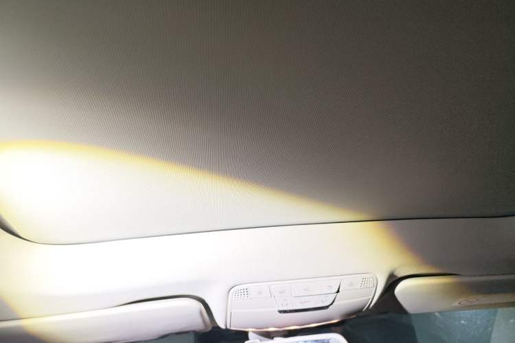 Used Mercedes-Benz C-Class 2018 C 200 Estate Headliner