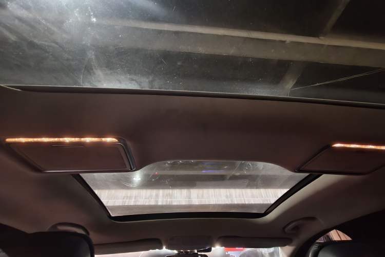 Used Mercedes-Benz C-Class 2018 C 200 L Sport Edition Headliner