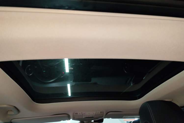 Used Mercedes-Benz C-Class 2018 C 200 Estate Headliner