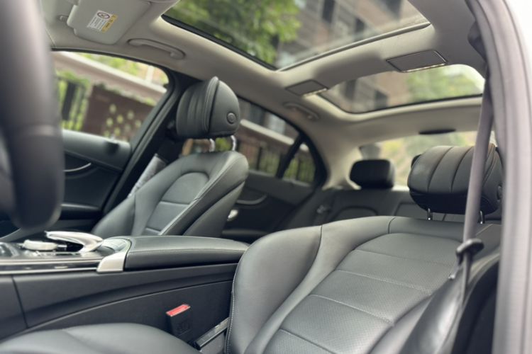 Used Mercedes-Benz C-Class 2018 C 200 L Sport Edition Headliner