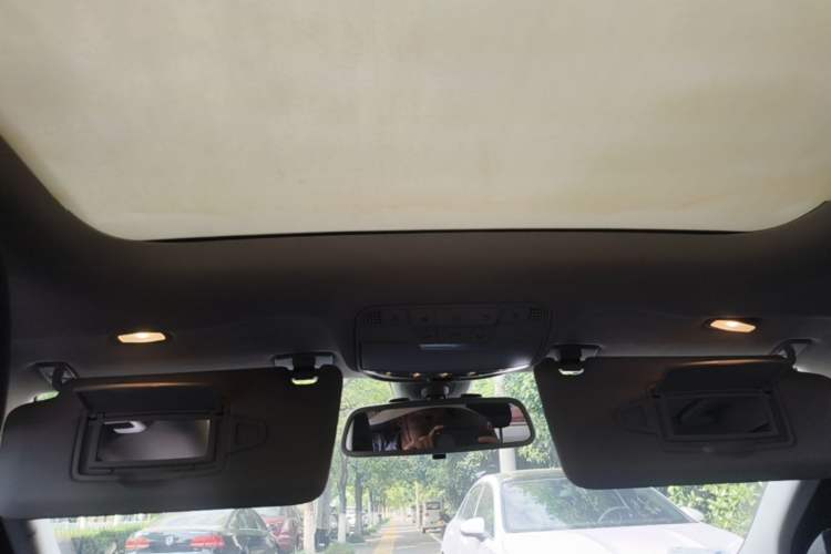 Used Mercedes-Benz C-Class 2018 C 200 L Sport Edition Headliner