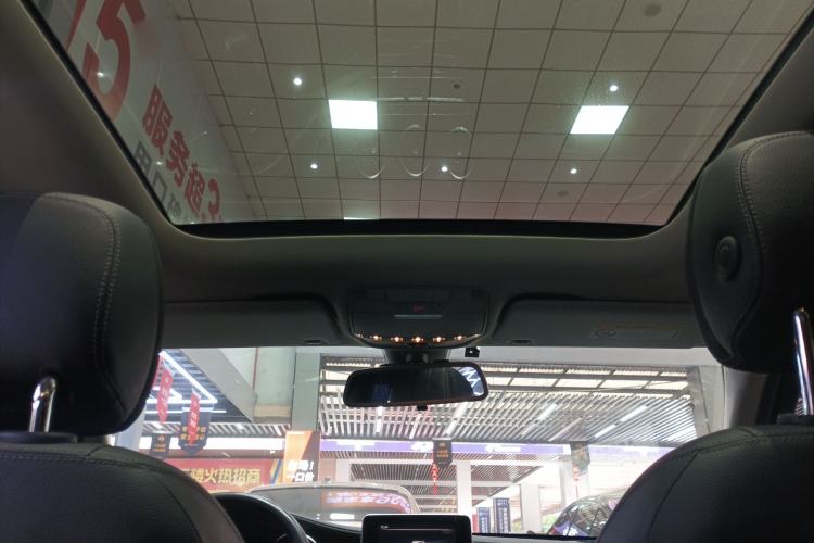 Used Mercedes-Benz C-Class 2018 C 200 L Sport Edition Headliner