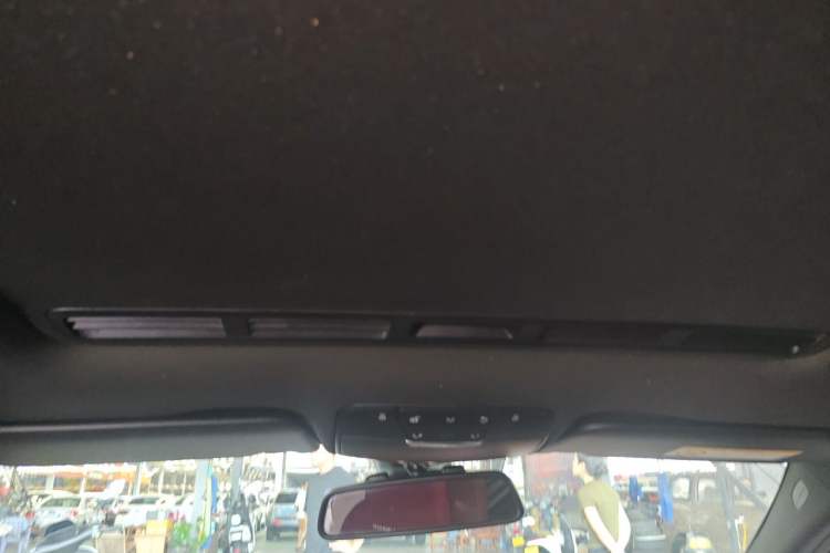 Used Mercedes-Benz C-Class 2018 C 200 Sport Edition Headliner