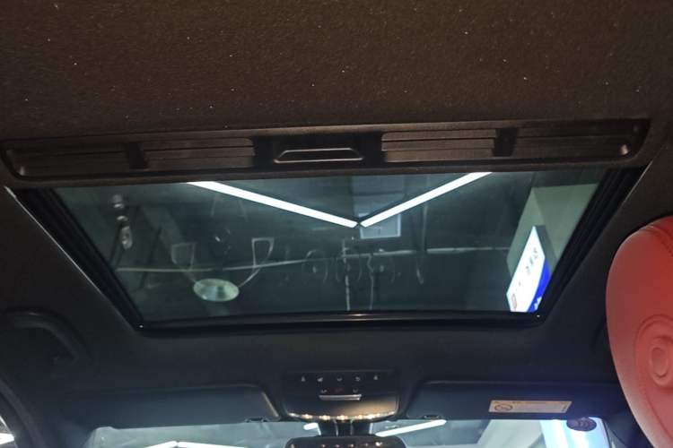 Used Mercedes-Benz C-Class 2018 C 200 Sport Edition Headliner