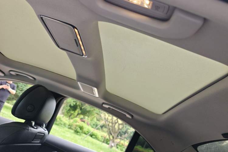 Used Mercedes-Benz C-Class 2018 C 200 L Sport Edition Headliner