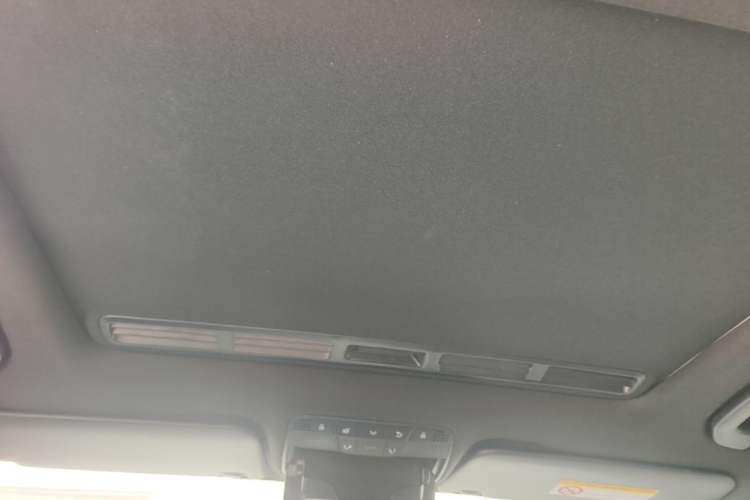 Used Mercedes-Benz C-Class 2018 C 200 Sport Edition Headliner