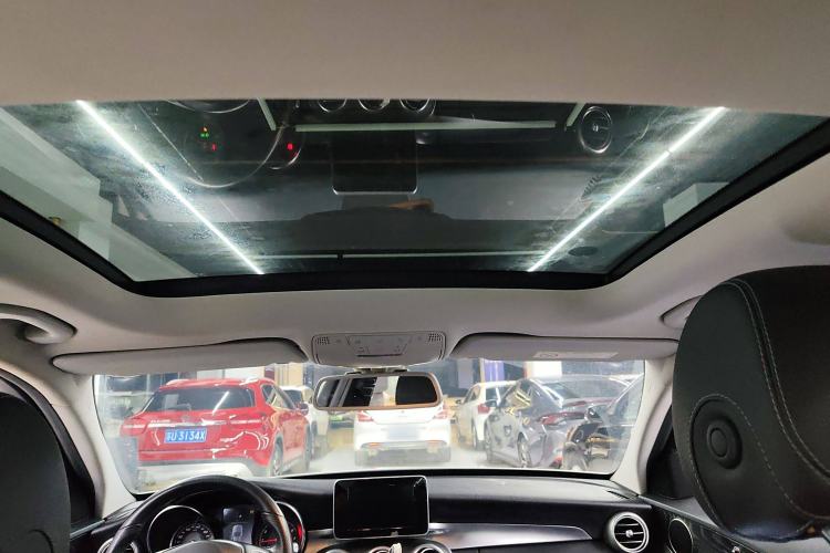 Used Mercedes-Benz C-Class 2018 C 200 Estate Headliner