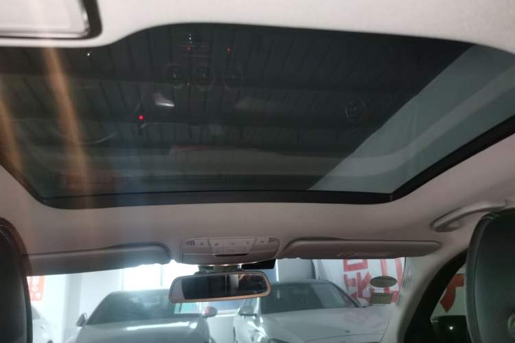 Used Mercedes-Benz C-Class 2018 C 200 L Headliner