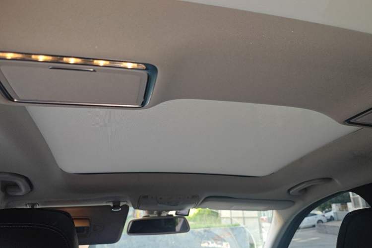 Used Mercedes-Benz C-Class 2018 C 200 L Sport Edition Headliner