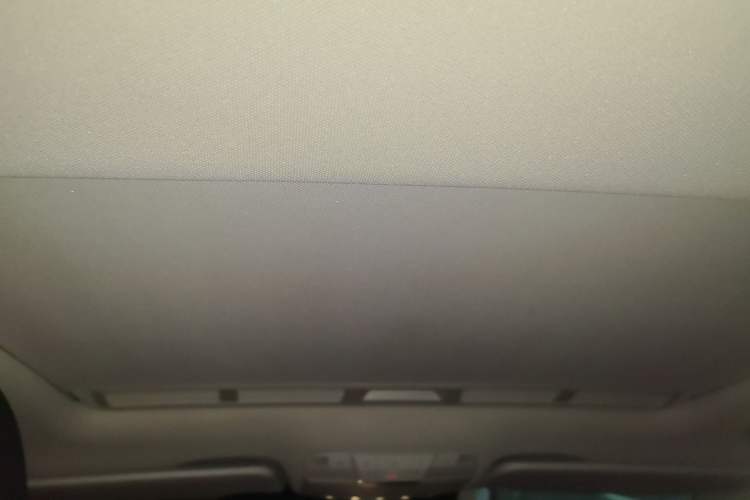 Used Mercedes-Benz C-Class 2018 C 180 L Dynamic Sports Edition Headliner