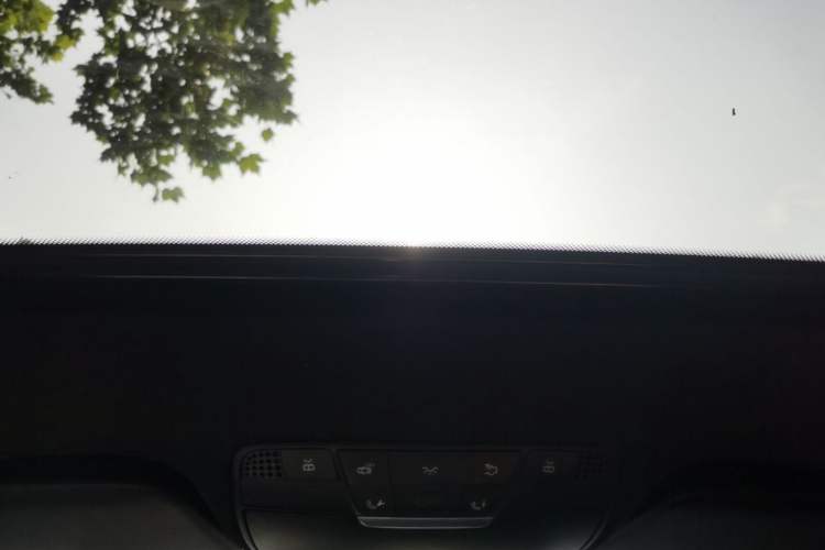 Used Mercedes-Benz C-Class 2018 C 200 Sport Edition Headliner