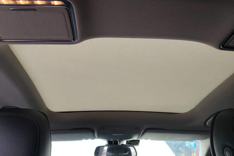 Used Mercedes-Benz C-Class 2018 C 200 L Sport Edition Headliner