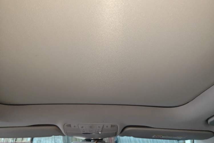 Used Mercedes-Benz C-Class 2018 C 200 L Sport Edition Headliner