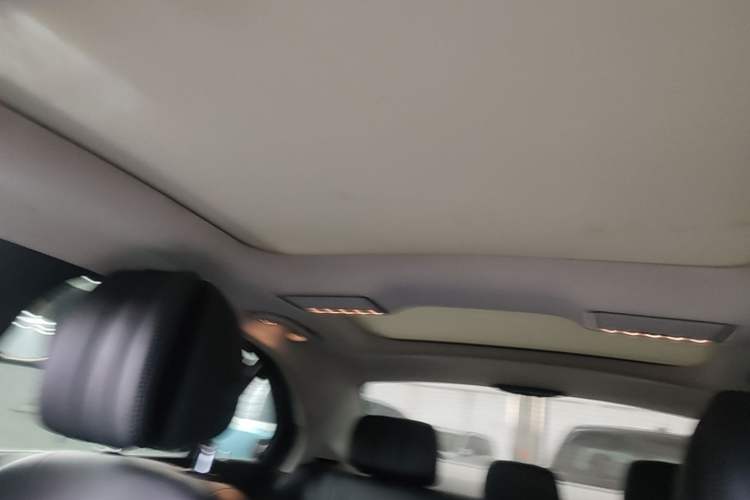 Used Mercedes-Benz C-Class 2018 C 200 L Sport Edition Headliner