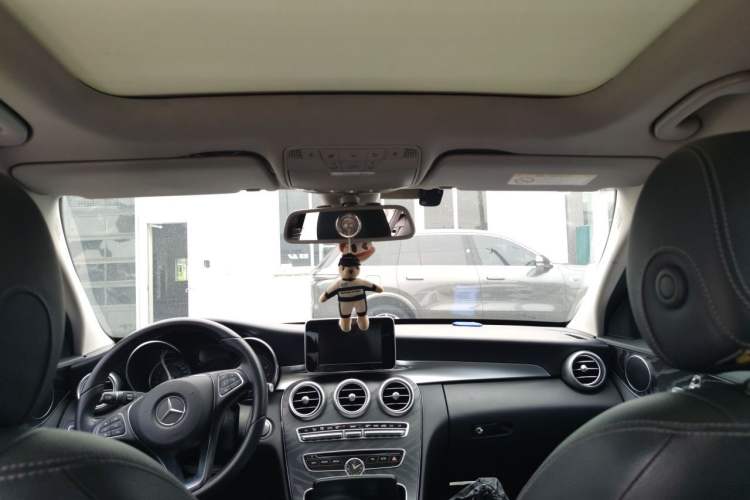 Used Mercedes-Benz C-Class 2018 C 200 Estate Headliner