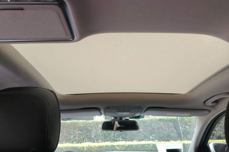Used Mercedes-Benz C-Class 2018 C 200 L Sport Edition Headliner