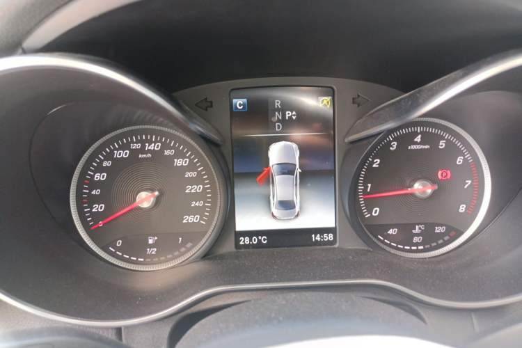 Used Mercedes-Benz C-Class 2018 C 180 L Dynamic Sports Edition Instrument Cluster