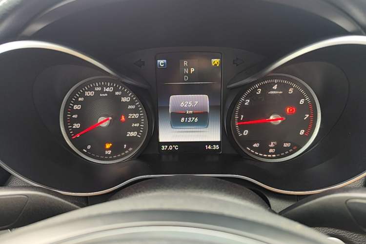 Used Mercedes-Benz C-Class 2018 C 200 L Sport Edition Achievement Special Edition Instrument Cluster