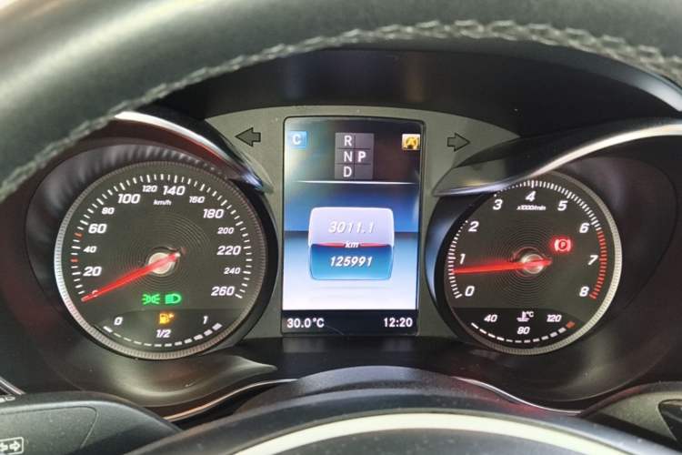 Used Mercedes-Benz C-Class 2018 C 200 L Sport Edition Instrument Cluster