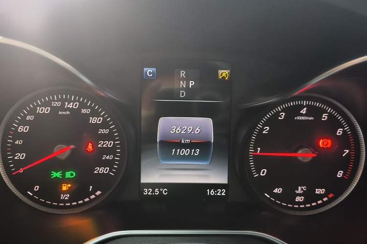 Used Mercedes-Benz C-Class 2018 C 200 L Sport Edition Instrument Cluster